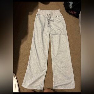Low rise gray drawstring sweatpants